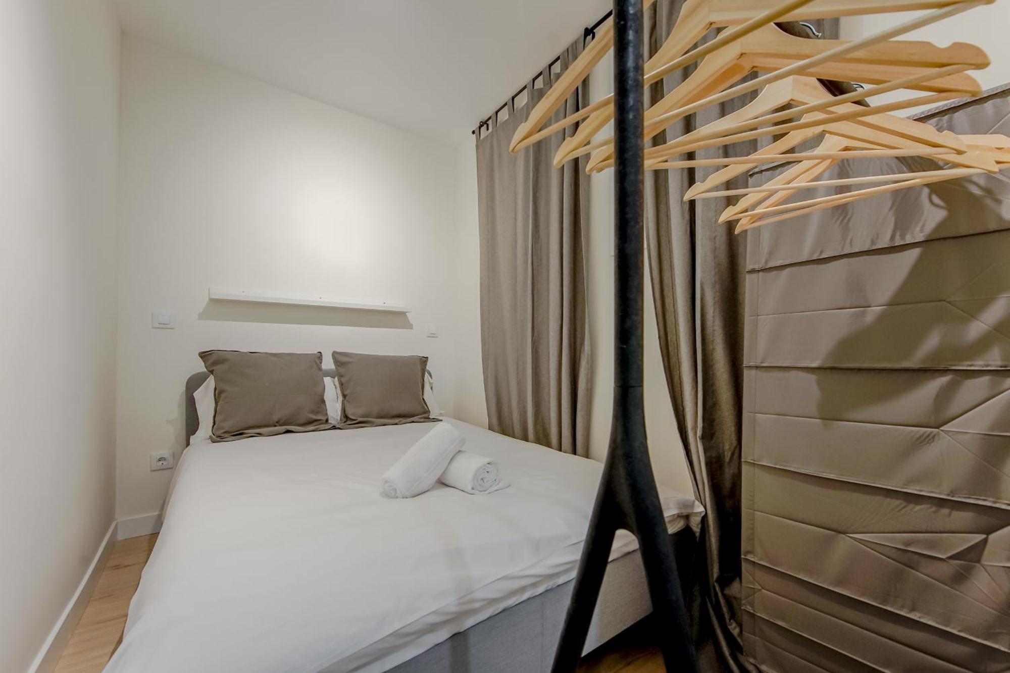 Modern Apt Para 6Pax En La Plaza De Tirso-Centro E1 Madrid Bagian luar foto