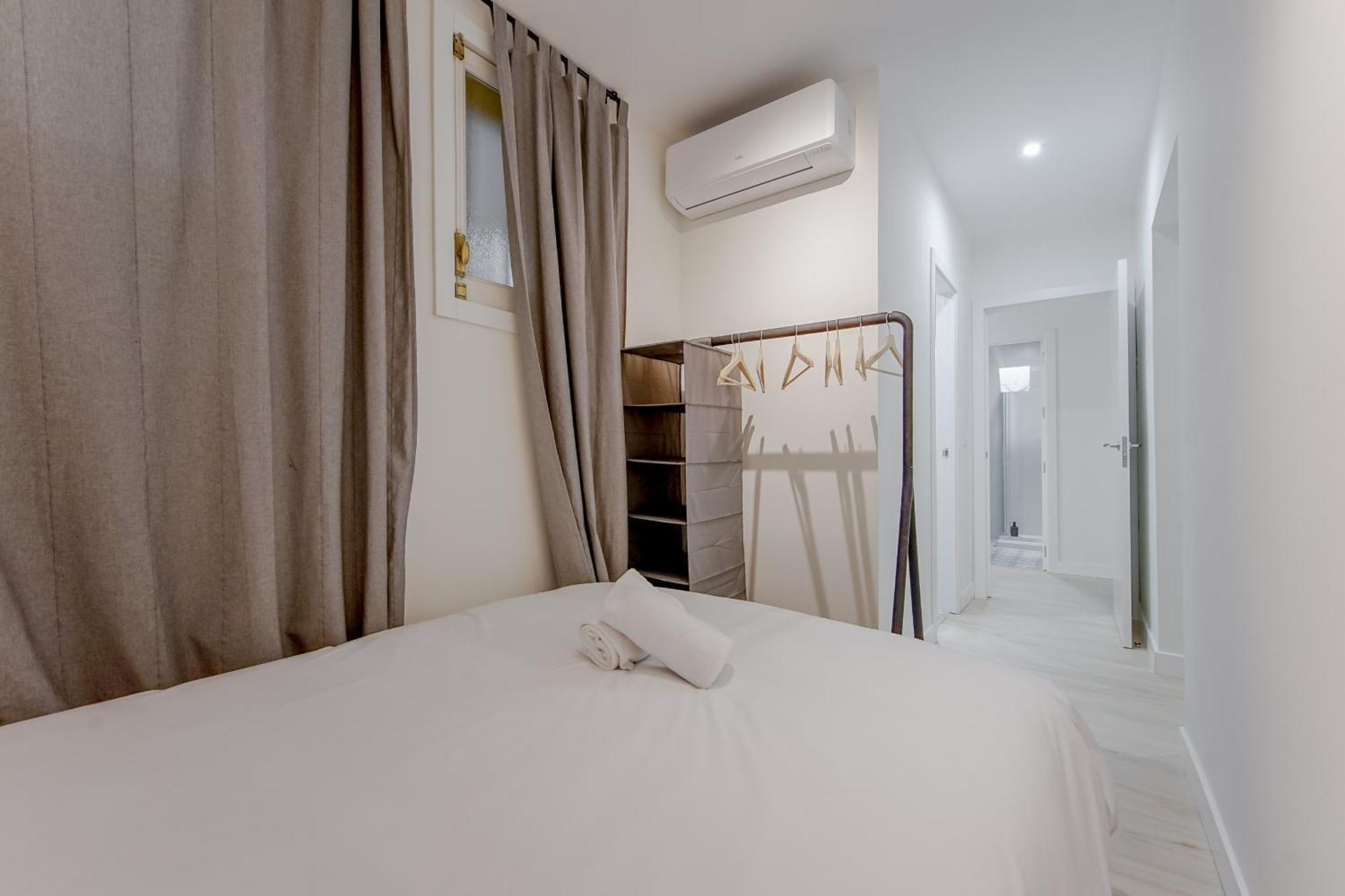 Modern Apt Para 6Pax En La Plaza De Tirso-Centro E1 Madrid Bagian luar foto
